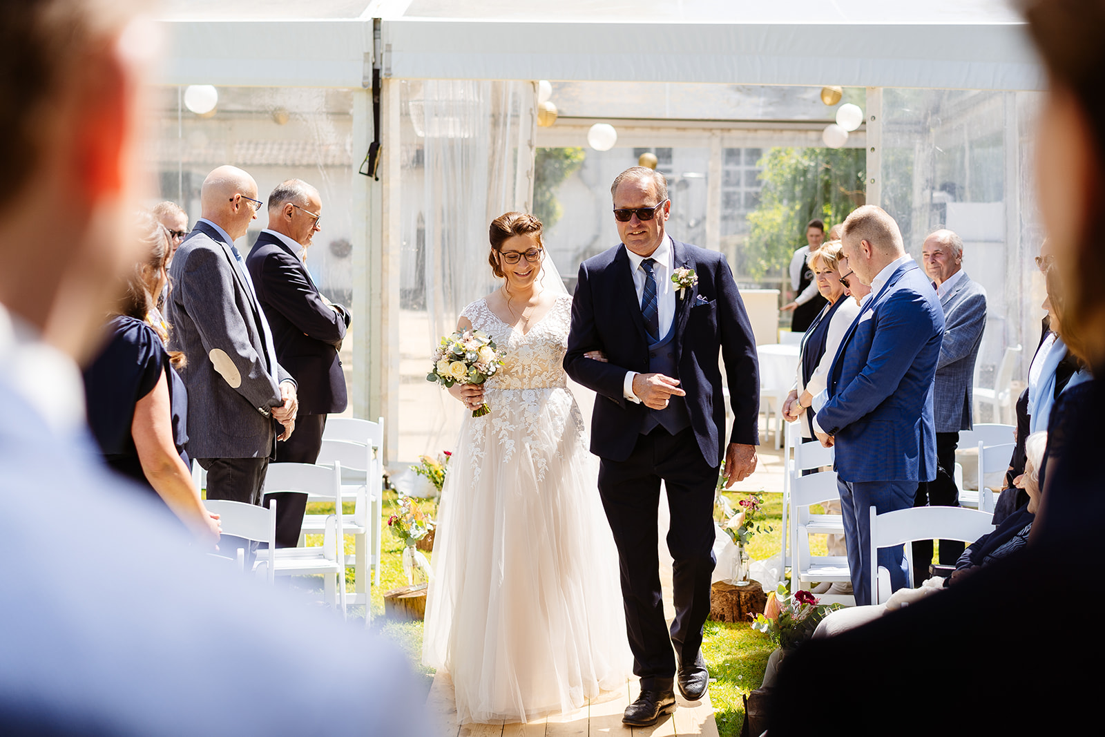 trouwen bruiloft Limburg Weert weddingplanner ceremoniemeester genieten